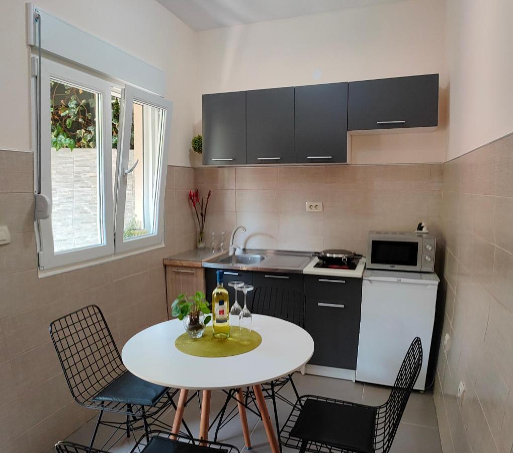Studio Apartman Rea Kotor Eksteriør bilde